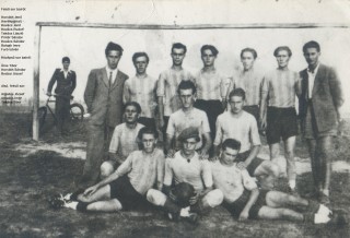 Nevekkel jelölve