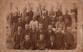 Osztálykép 1927/28-ból