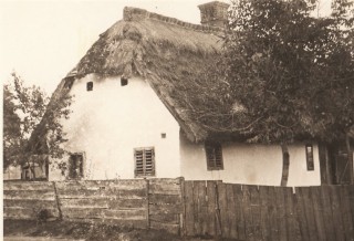 Zsuppos ház fényképe az 1950-es évekből