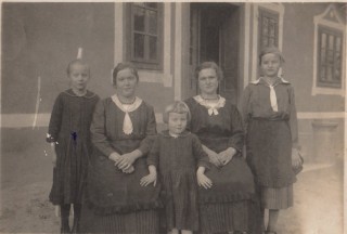 Bertók Péter lányai
