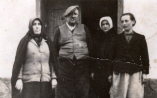 Bereck Károly családjával